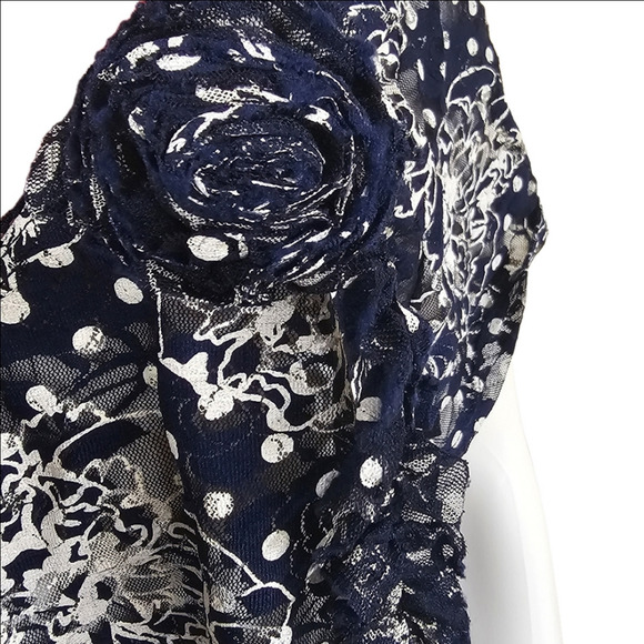 Eyeshadow V-Neck Short Sleeve Sheer With Floral Accent Size 17/19 - Picture 4 of 11